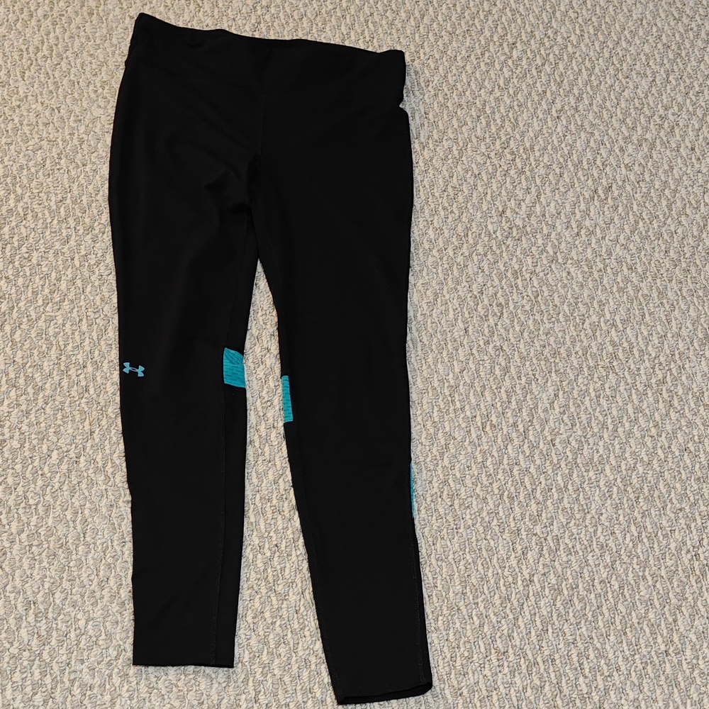 Under Armour Heat Gear Leggings - Size M